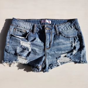 No Boundries Short Fits size 5